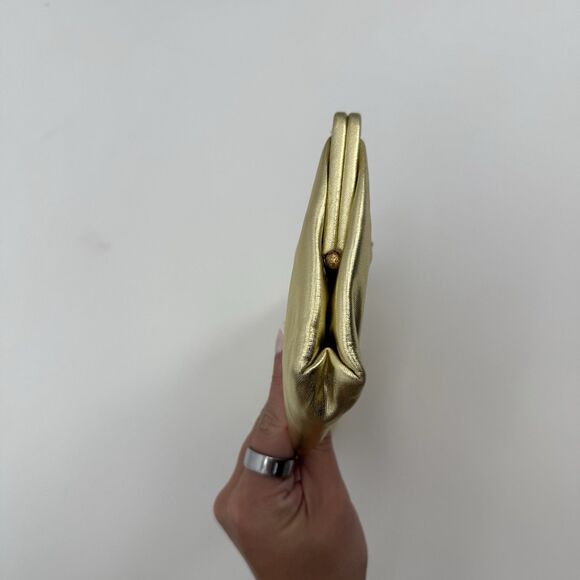 Vintage Unbranded Gold Metallic Shiny Clutch Bag Evening Formal Buckle Satin - Picture 4 of 10